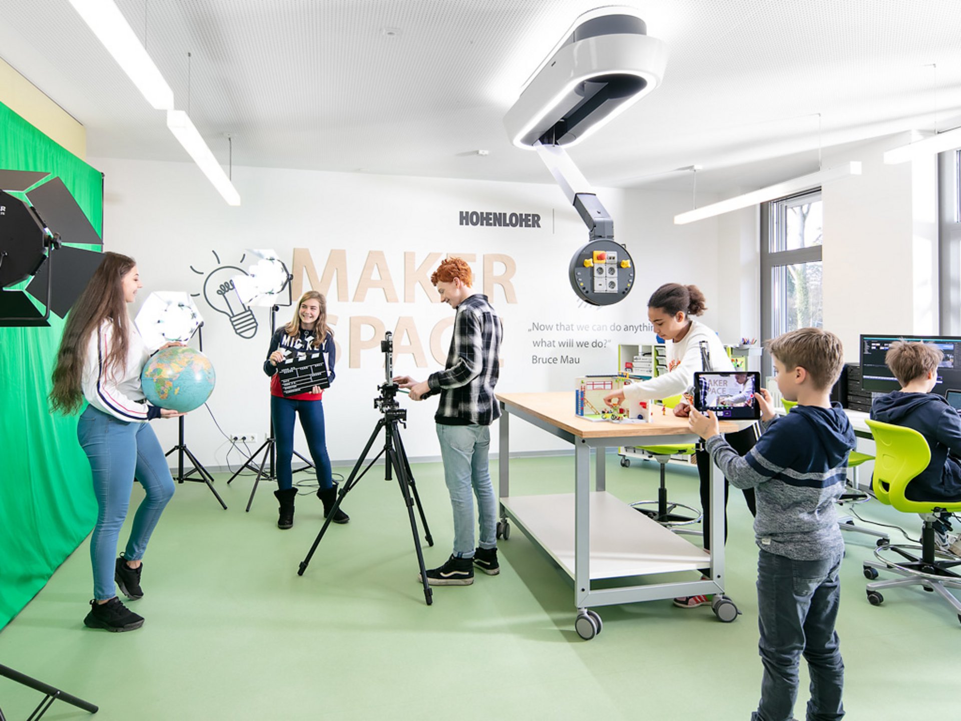 Image: Pupils in the Makerspace