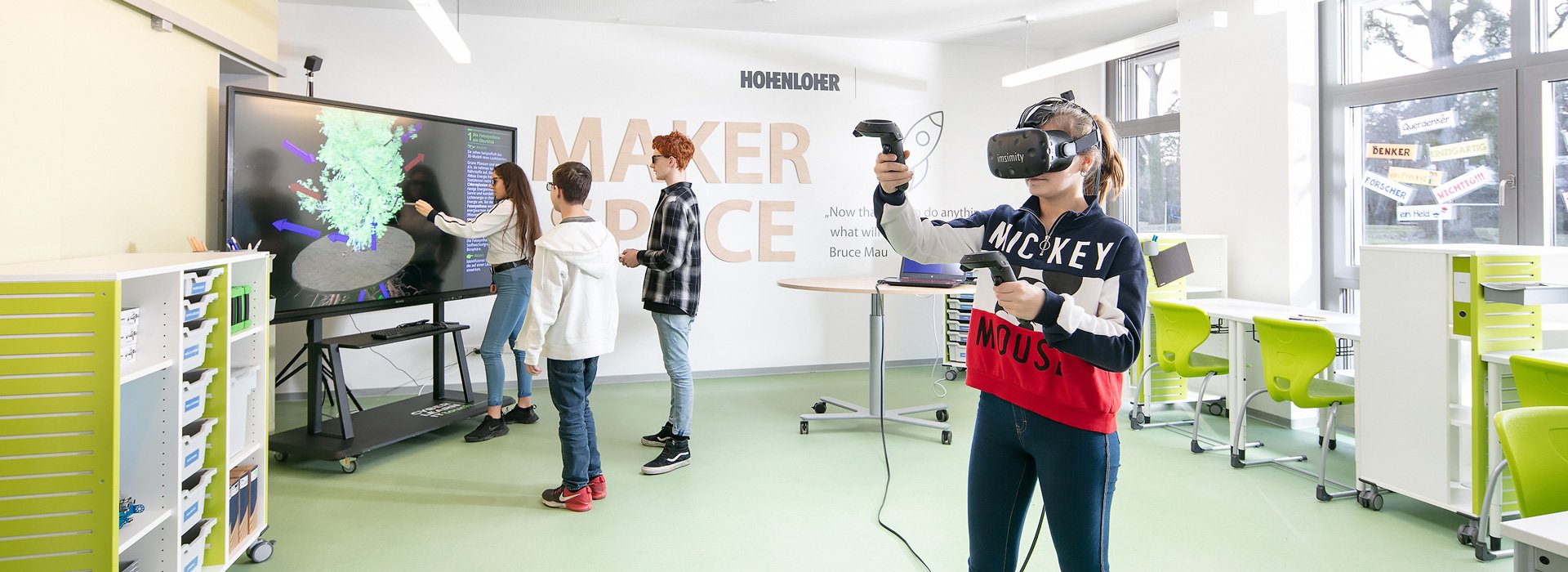 Image: Virtual reality at Makerspace